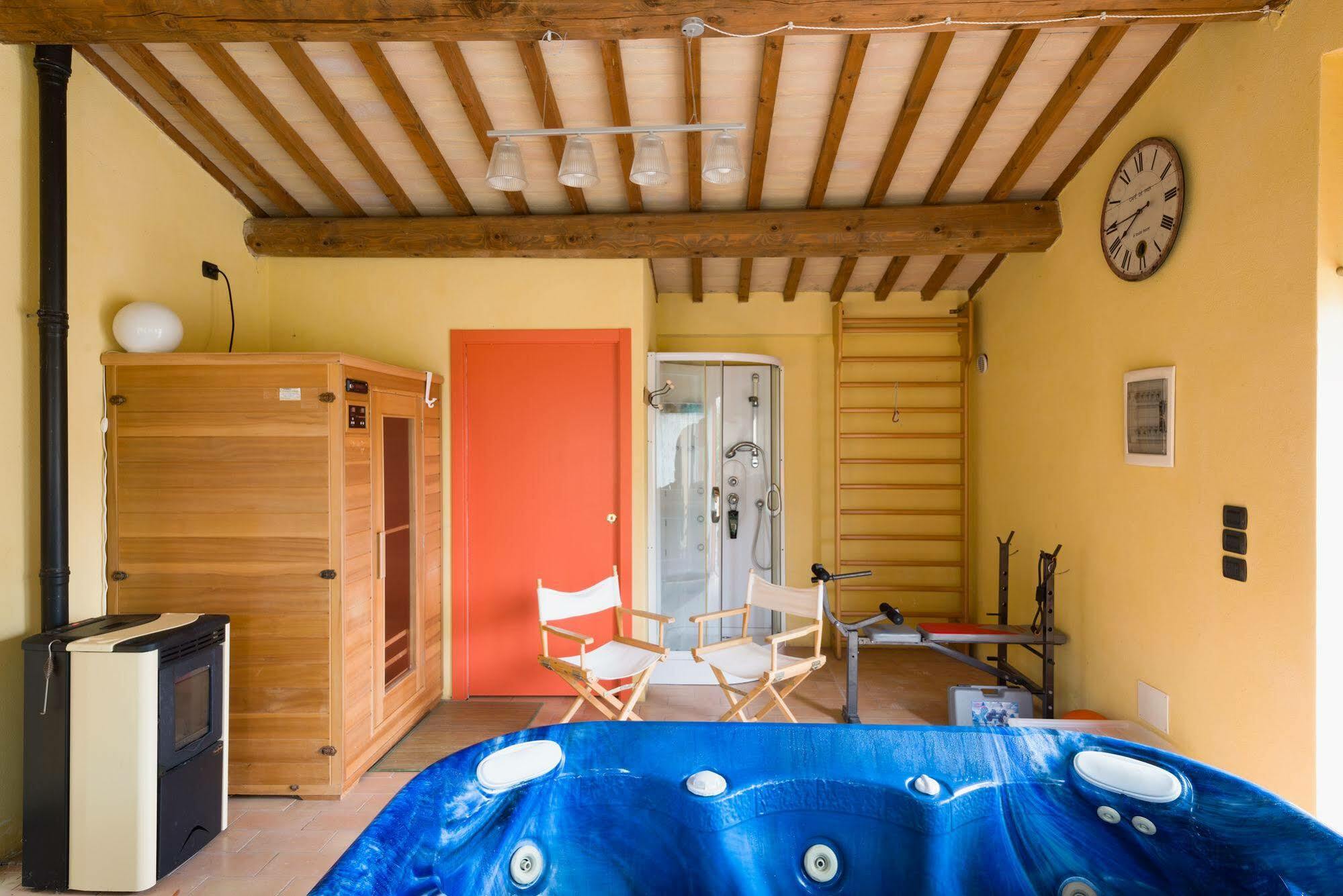 เอิง เปอตี ปาราดิส Villa Castiglione Della Valle ภายนอก รูปภาพ